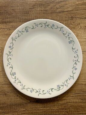 Vintage Corelle Country Cottage Dinner plate